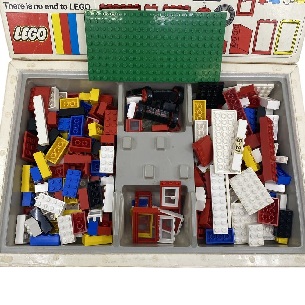 Vintage LEGO Set #125 1974 With Original Box - Picture 7 of 9